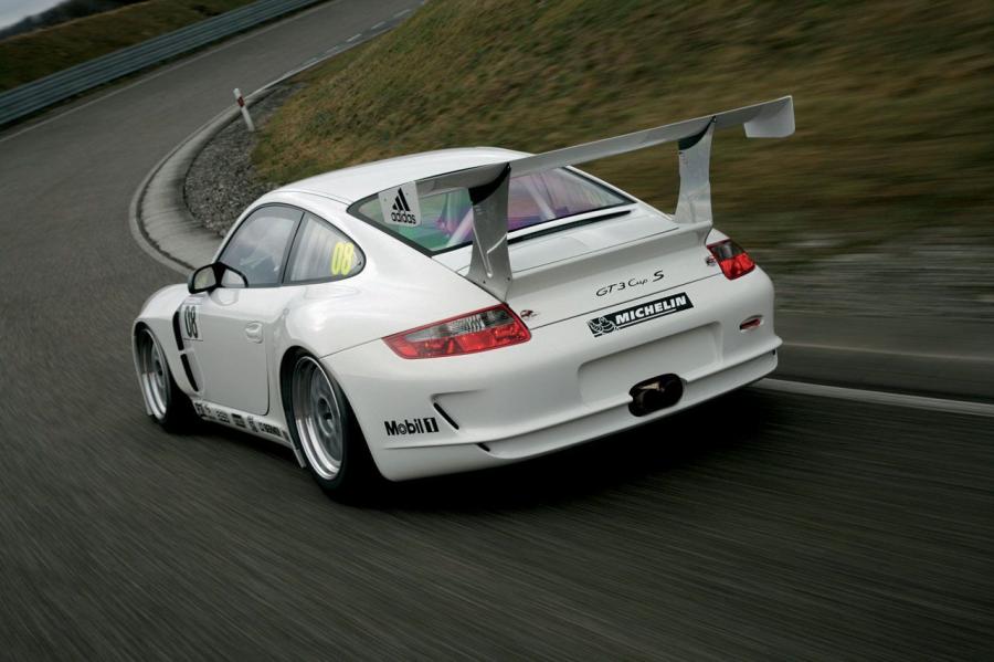  Porsche 911 GT3 Cup S 2008 года  (фото 6 из 7)